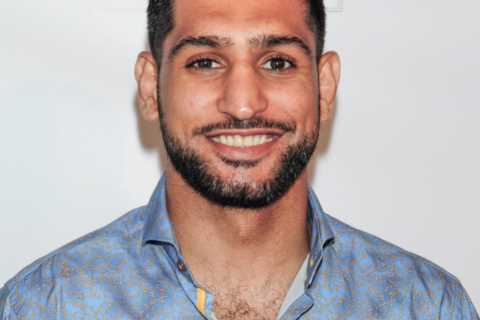 ‘Let’s make it happen’ – Amir Khan, 35, calls out Floyd Mayeather, 45, for exhibition fight despite retirement