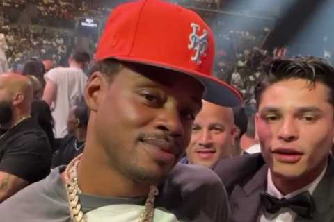 Watch as Ryan Garcia loses $20,000 in ringside bet with Errol Spence Jr on Gervonta Davis’ fight with Rolando Romero