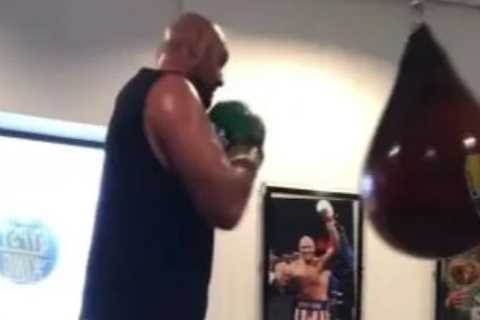 ‘You’ve got one more in you’ – Fans beg Tyson Fury to come out of retirement as he shows off boxing skills on punch bag