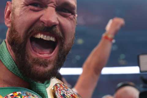 Tyson Fury denies talks over coming out of retirement to face winner of Anthony Joshua and Oleksandr Usyk in Saudi