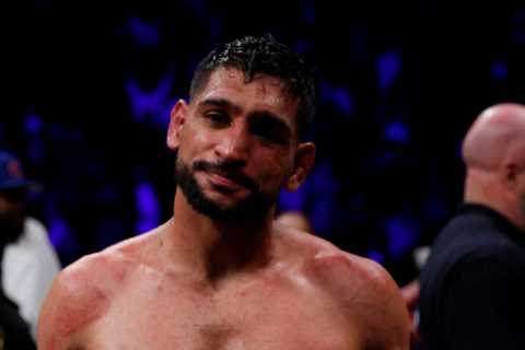 Amir Khan offered chance to come out of retirement for fight with legend Manny Pacquiao after Filipino lost election