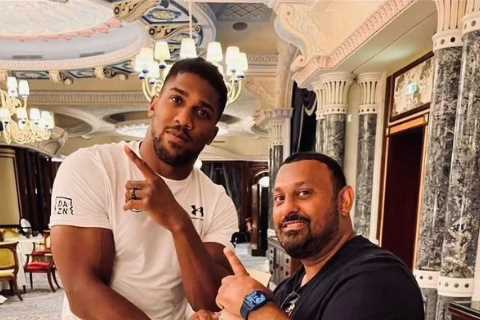 Anthony Joshua jokes around with Prince Naseem Hamed as he meets boxing legend in Saudi Arabia ahead of Usyk rematch