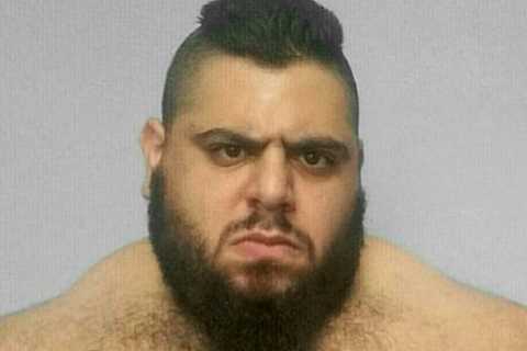 The Iranian Hulk to fight Kazakh Titan in blockbuster super heavyweight clash in Wicked N’ Bad Dubai arena clash