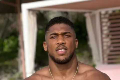 ‘It’s a tough ask’ – Anthony Joshua has huge challenge to topple Oleksandr Usyk, says former champ Johnny Nelson