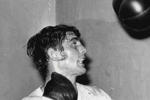 Johnny Famechon dead aged 77: Tributes paid to former boxing world champion who had just been honoured by Queen