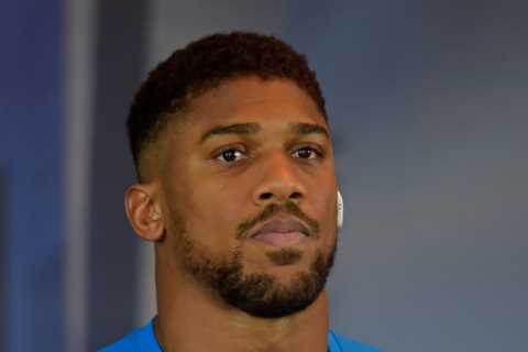 Anthony Joshua reveals he wants Idris Elba or Denzel Washington to play him in biopic of his life ahead of Usyk fight
