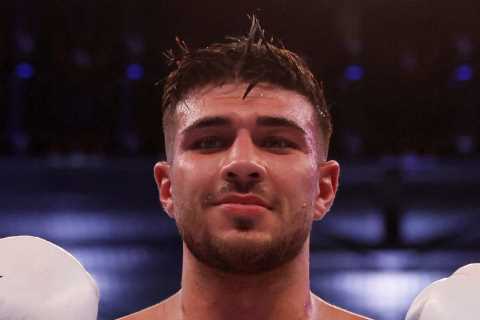 Tommy Fury offers to fight Jake Paul NEXT after October announcement – but YouTuber is not impressed