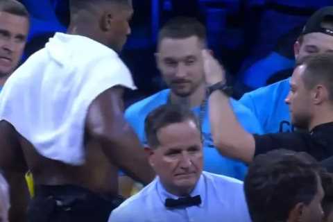 The exact moment Anthony Joshua loses it after Oleksandr Usyk rematch defeat as new footage emerges