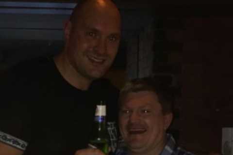 ‘Not in best of places’ – Ricky Hatton shares throwback pic of him and Tyson Fury before stunning body transformations