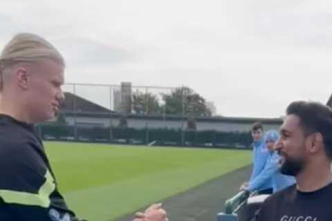 Amir Khan meets Erling Haaland, Jack Grealish & Man City squad at training weeks after Fergie encounter at Old Trafford