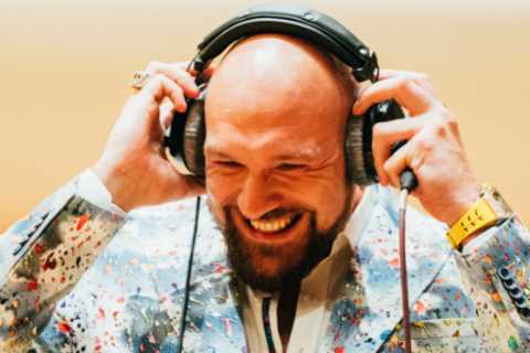 Tyson Fury to release debut single to raise money for mental health charity after revealing his own battle