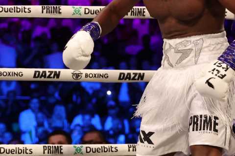 Tommy Fury slams ‘pretender’ KSI as ex-Love Islander claims his MUM could KO YouTuber-turned-boxer ‘in a round