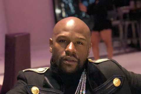 How boxing legend Floyd Mayweather secretly tipped waitress $10,000 so she could undergo procedure to help her exercise