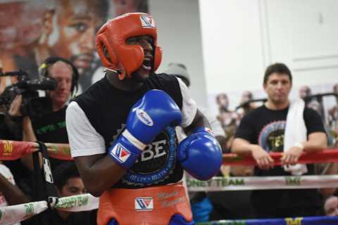 Floyd Mayweather once KO’d heavyweight with brutal body shot during a sparring session as training secrets are revealed