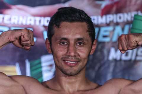 Moi Fuentes dead at 37: Former world champion boxer passes away a year after suffering brain clot in fight