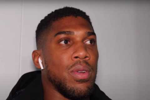 Anthony Joshua says Tyson Fury’s dad John will make sure rivals fight as heavyweight star holds out hope for 2023 bout