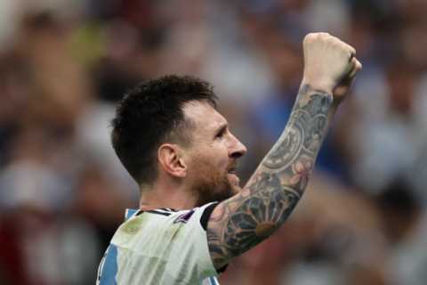 Mike Tyson threatens Canelo Alvarez he’ll return to ring for fight if he ‘dares touch Lionel Messi’ after World Cup row