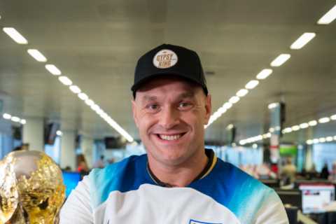 I’m going to get messy with England fans after I beat Derek Chisora – I’m a devil for the drink, says Tyson Fury
