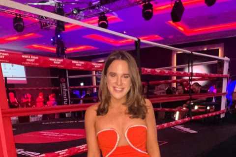‘It was awful’ – DAZN reporter reveals she suffered wardrobe malfunction while working at boxing event