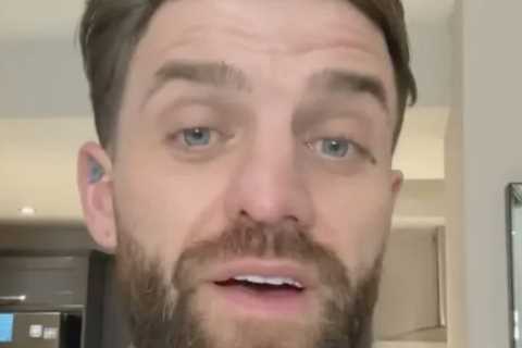 Aaron Chalmers wants to face Floyd Mayweather in 4oz gloves and calls out Tommy Fury as Geordie Shore star reveals talks