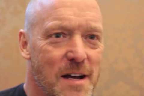 ‘He’s a big dude, why would I wanna do that?’ – Jake Paul’s dad sheepishly rejects talk of fight with John Fury