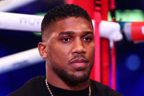Anthony Joshua glad fans can see the ‘crazy s***’ that comes with Tyson Fury talks as he backs Usyk over fight collapse