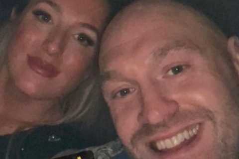 Oleksandr Usyk’s team send classy message to Tyson Fury after he reveals wife Paris is pregnant with seventh child