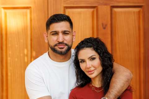 I feared my kids would grow up without their dad as robber pointed gun at me, reveals Amir Khan