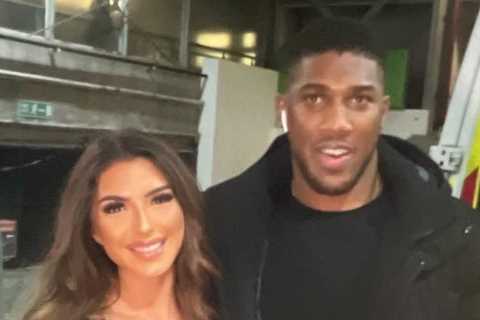 Anthony Joshua ring girl opens up on what boxer is like behind the scenes and reveals celebs slide into her DMs