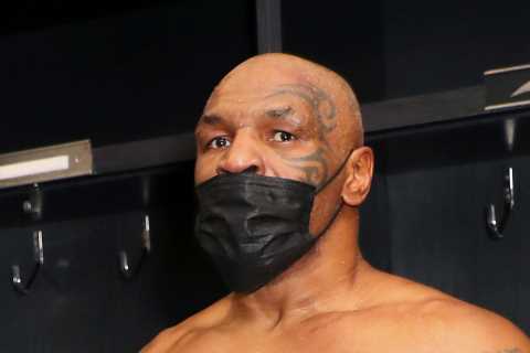 What does Mike Tyson’s face tattoo represent?