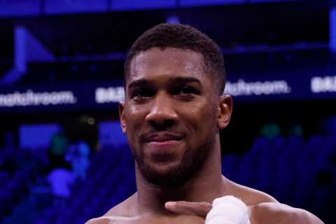 Carl Froch delivers brutal dig at Anthony Joshua despite Brit’s homecoming win against Jermaine Franklin