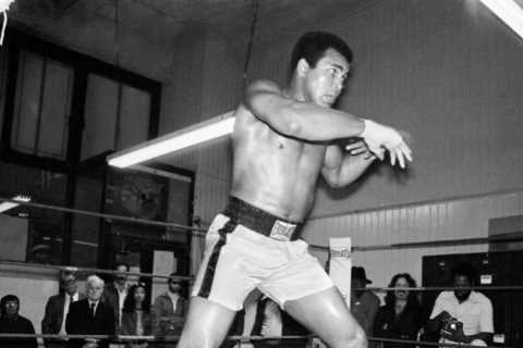 Anthony Joshua recreates famous Muhammad Ali photo with underwater exercise as Brit returns to training already