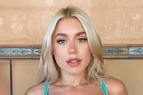 OnlyFans and boxing star Elle Brooke strips to racy lingerie and Darth Vader mask to celebrate Star Wars Day