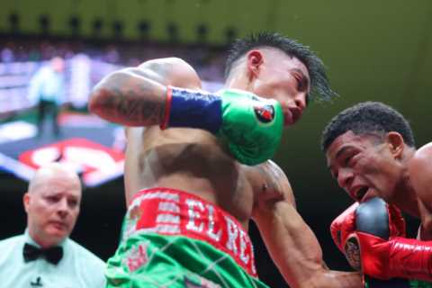 Fans accuse WBC of ‘making up rules’ after rare use of ‘boxing VAR’ sees star awarded retrospective knockdown