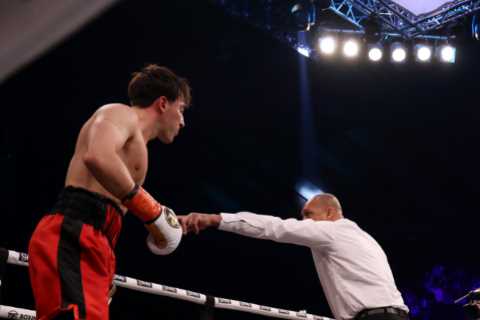 YouTube star ViruZz gets up from floor to brutally knock DK Money out COLD with gumshield sent flying on KSI’s undercard