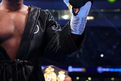 Daniel Dubois suffers huge blow in Oleksandr Usyk fight after splitting with coach Shane McGuigan amid major row