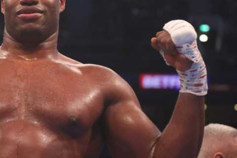 Oleksandr Usyk vs Daniel Dubois fight date announced for surprise venue with fans baffled at Frank Warren