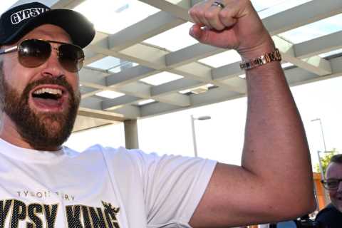 Tyson Fury holds talks with Anthony Joshua over September fight as he looks to secure biggest bout in British boxing
