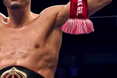 Leigh Wood FLOORS Mauricio Lara to win rematch on points and regain featherweight title from monstrous Mexican puncher