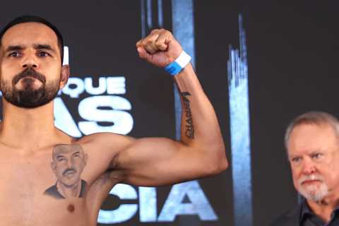 Boxer Edy Valencia Mercado in critical condition after being stopped in sixth round and telling corner ‘I can’t see’