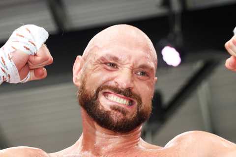 Who is Tyson Fury’s mum Amber?