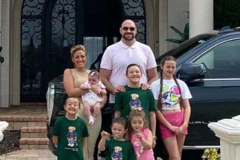 Tyson Fury: Meet the Gypsy King's Huge Family