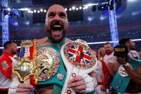 Top 10 Heavyweights Revealed - Who's the King of the Ring?