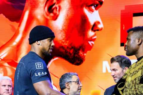 Anthony Joshua set to face Francis Ngannou in heavyweight clash