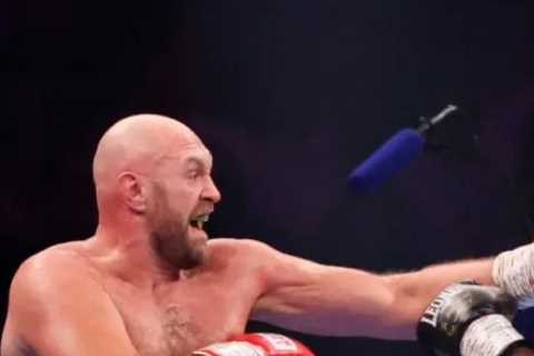 Tyson Fury Hits Back at Critics Over Francis Ngannou Fight