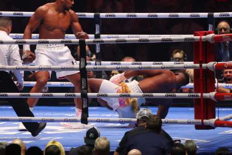 Anthony Joshua Praised for Gesture After Knockout Win