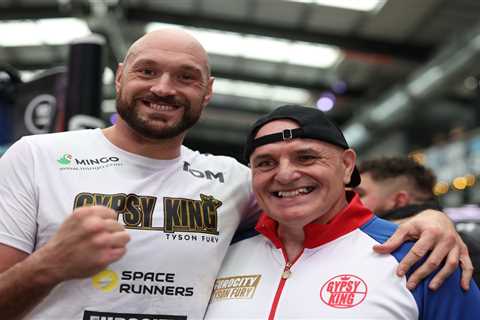 Tyson Fury's Dad Key to Victory Against Oleksandr Usyk, Says Derek Chisora