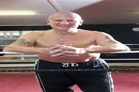 World's Oldest Competitive Boxer Challenges John Fury to a Fight