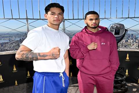Times Square Boxing Madness: Garcia vs Romero Showdown Kicks Off the Knockout Weekend