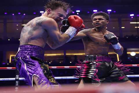 My girlfriend gets more attention than me (and I'm supposedly the next Floyd Mayweather)